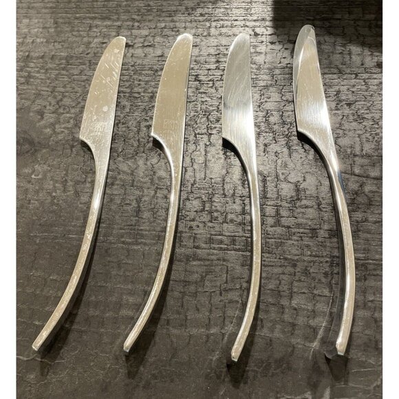JA Henckels Zwilling 18/10 Stainless Set Of 4 Bellasera Satin Dinner‎ Knives - Picture 1 of 3